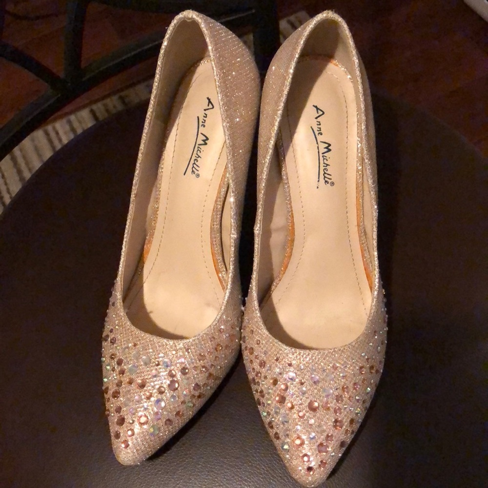 High heel shoes